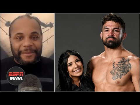 Mike Perry looked great, I texted Dana during the fight! – Daniel Cormier | ESPN MMA