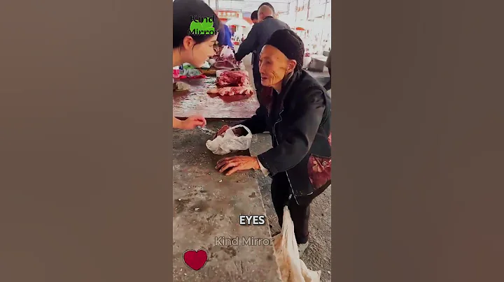 Tears Fell as This Young Woman Did the Unthinkable for an Elderly Stranger ❤️ #shorts #heartwarming