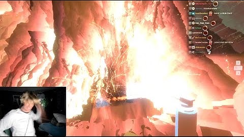 xQc Blows Up The Universe | Fireworks Mania - An Explosive Simulator