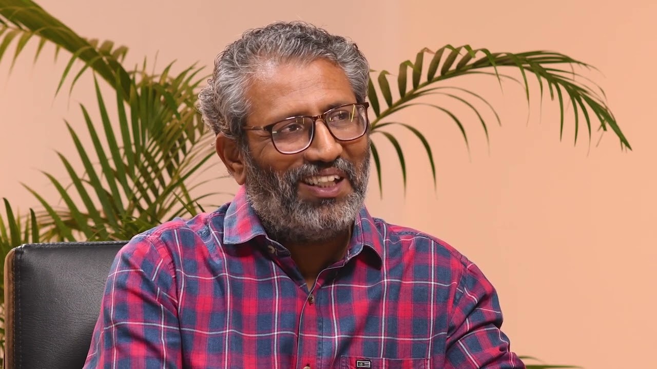 EPISODE 1: Virendra Valsangkar Talks About His Docu Film Disha Swarajyachi.@rajmalde@PitoDhindora