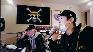 Download Lagu Chanyeol Hug Me MP3 Chanyeol Hug Me