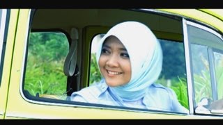 Video thumbnail of "Sulis - Pesan Rasul (Music Video)"