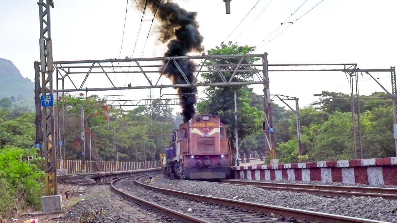 Volcanic Smoke Eruption by WDG3A at Khandala Staion in Bhor Ghat