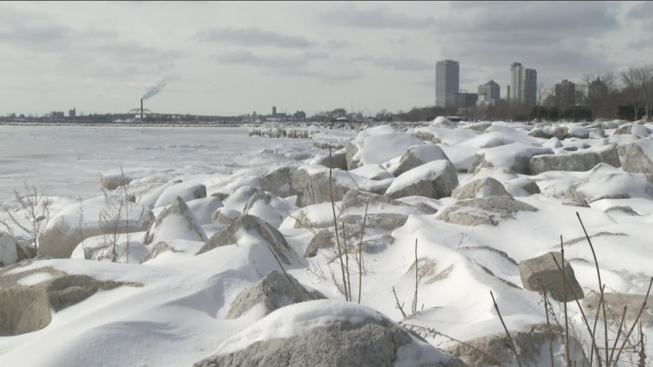 Great Lakes see historic ice coverage numbers