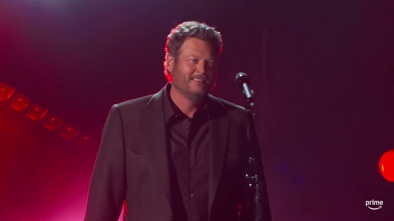 Blake Shelton performing Texas at the ACM Awards 2025