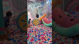playground #mandibola #mandibolaanak #bermain #jalanjalan #liburan #bermain #mainbola #fyp #main