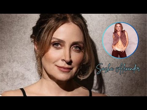 Sasha Alexander’s TOPLESS Photo Is A Feast For Eyeballs 😱🔥👀