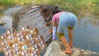 Rare Collection! The girl discovered priceless pearls during her wilderness exploration🔥🔥