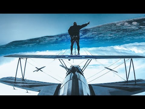 WING WALKING STUNTS | МЕРТВАЯ ПЕТЛЯ НА КРЫЛЕ САМОЛЕТА
