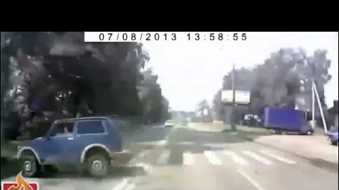 Russia Car Crash Caught on Camera Tape | Car Crash Road Rage Caught On security Camera Compilation