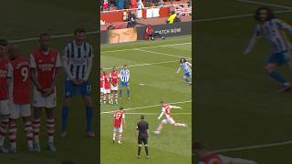 Crossbar Hit Twice Before Long Goal