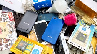 This Girl Found Many Broken Cell Phones in a Landfill || Restoration Phone From Trash