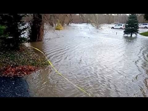 [myCanada] Flood in Sherbrooke (Lennoxville), QC (01/11/2019)