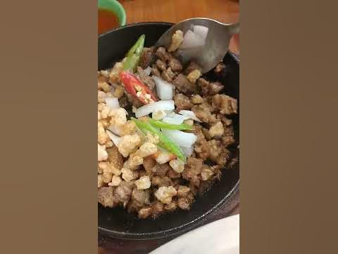 Pork sisig Mang inasal - YouTube