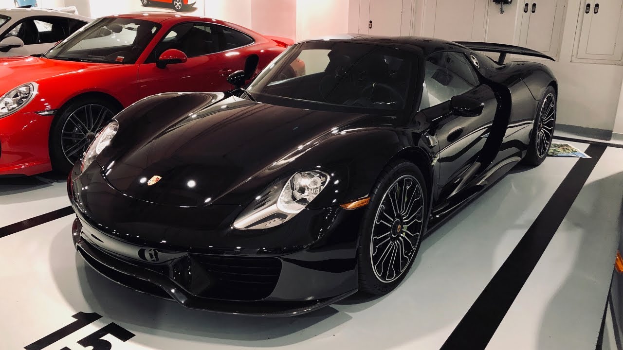 Sitting in a $1 MILLION Porsche 918 Spyder Hypercar!