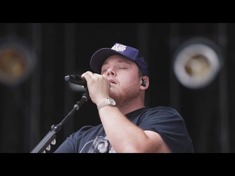 Luke Combs is Growin’ Up