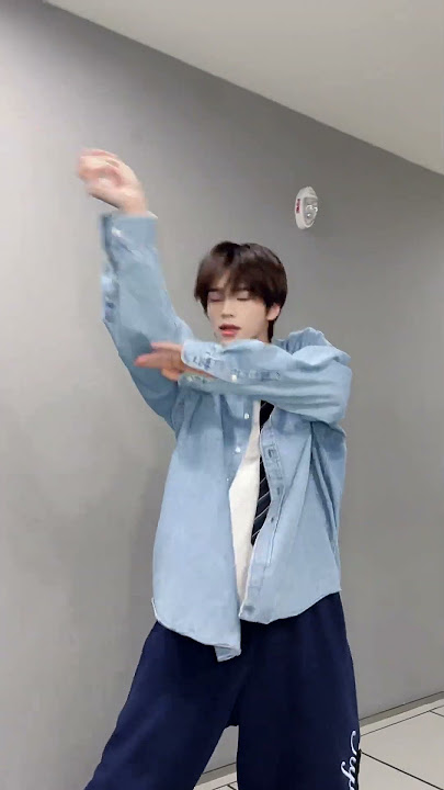 Replay, replay, replay⏪️ #누난너무예뻐 #SHINYU #신유️ #TWS #투어스
