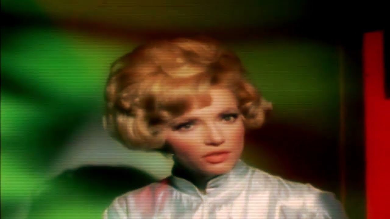 Watch Geist Overdrive - Everlong (Foo Fighters Synthwave Cover) on YouTube Watch Geist Overdrive - Everlong (Foo Fighters Synthwave Cover) on YouTube