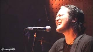 Anda Perdana - Biru @ Yesterday Backyard