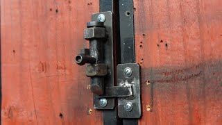 homemade door lock | easy and secret !!!