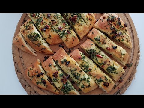 Sipariş Vermeyin Kolayca EVDE yapın. Dominos Tarzı Garlic Bread(sarımsaklı ekmek)