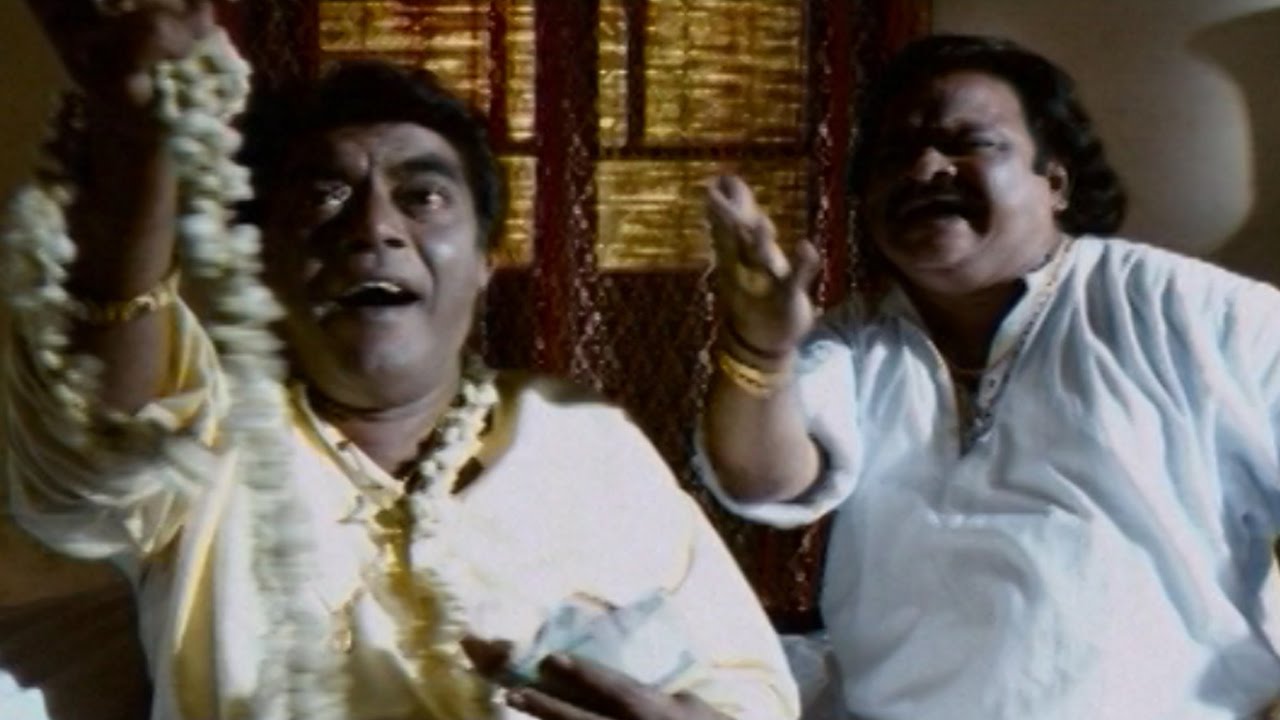 Kamna Jethmalani Dance at Jeeva Comedy Scene || Toss Movie || Upendra, Raja, Priyamani