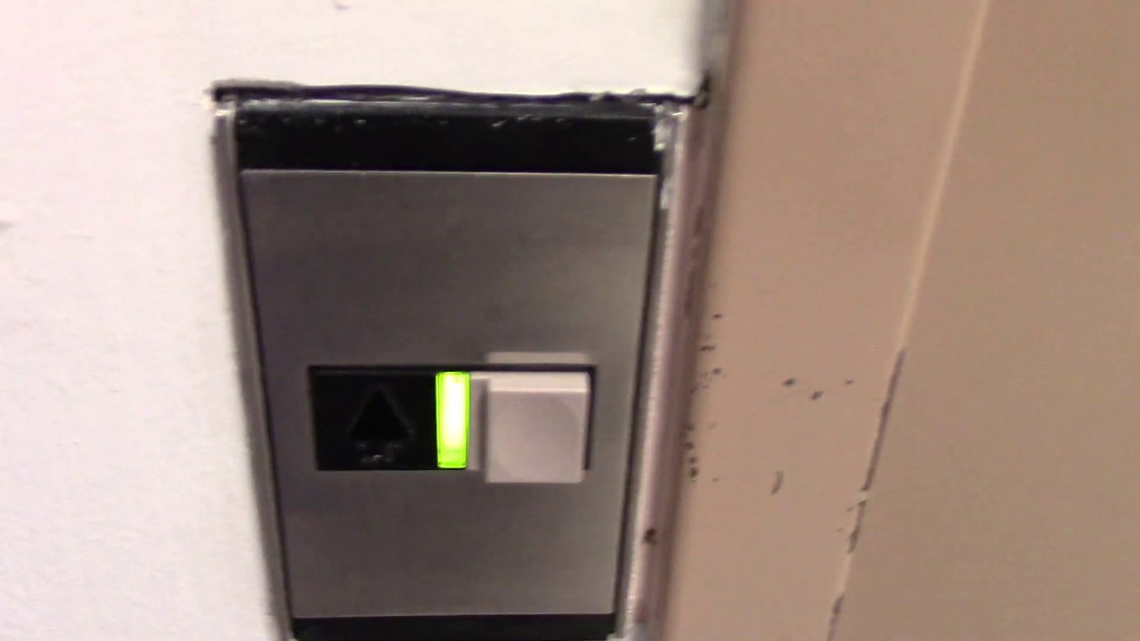 Montgomery Vector Hydraulic Elevator @ JCPenney, The Shoppes at Buckland Hills, Manchester, CT