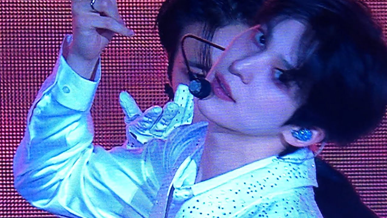 ATEEZ in México 2025 [In your fantasy (Yunho fancam) + Castle]