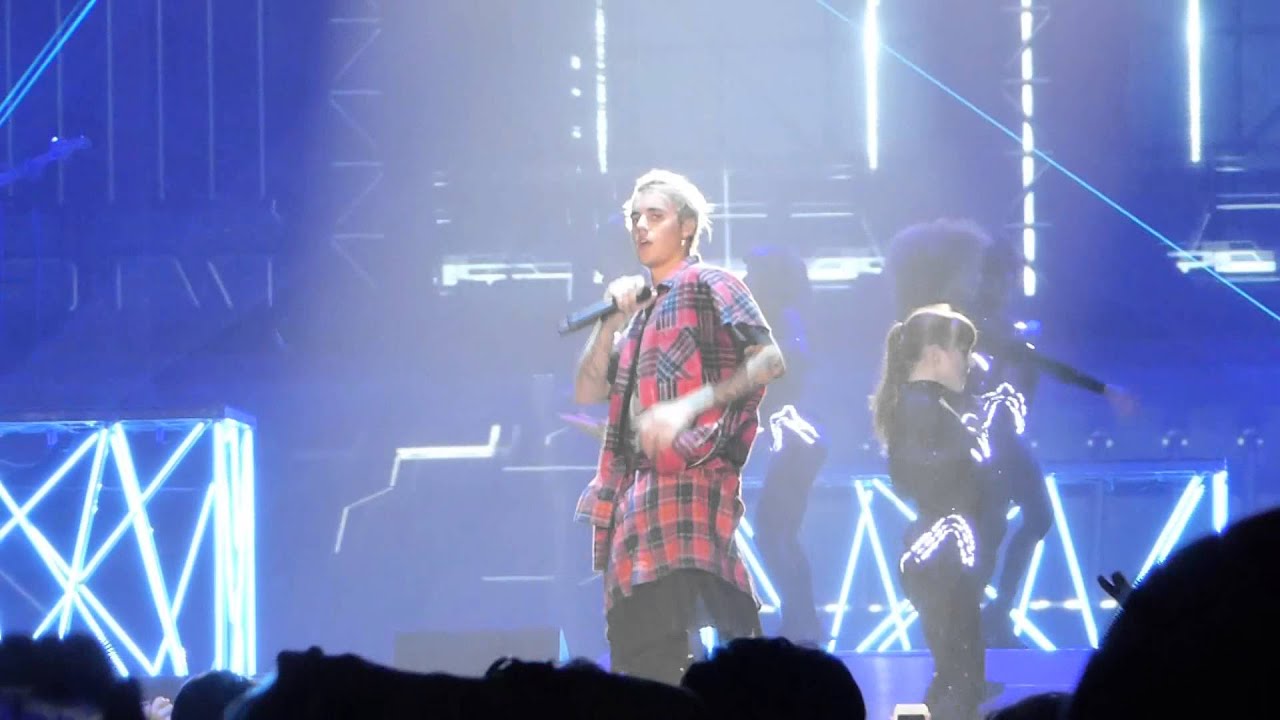 Justin Bieber Purpose Tour Seattle - Boyfriend