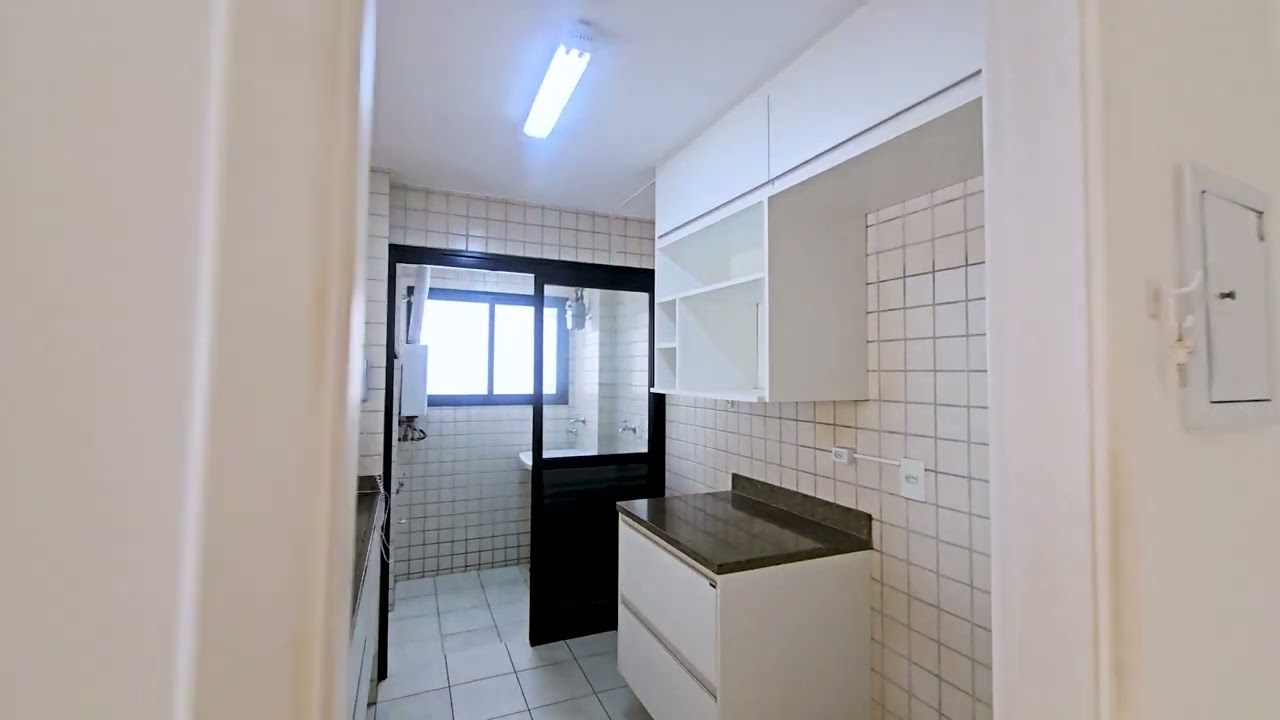 Apartamento à Venda – Av. Miruna, 320 Moema – São Paulo
