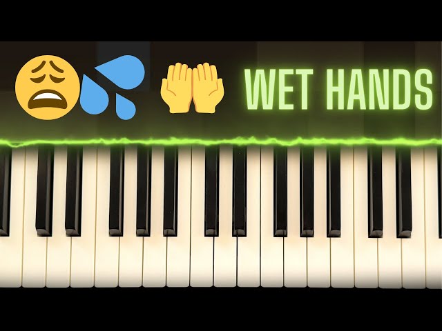 is this the most realistic tutorial of Wet Hands ever?? class=