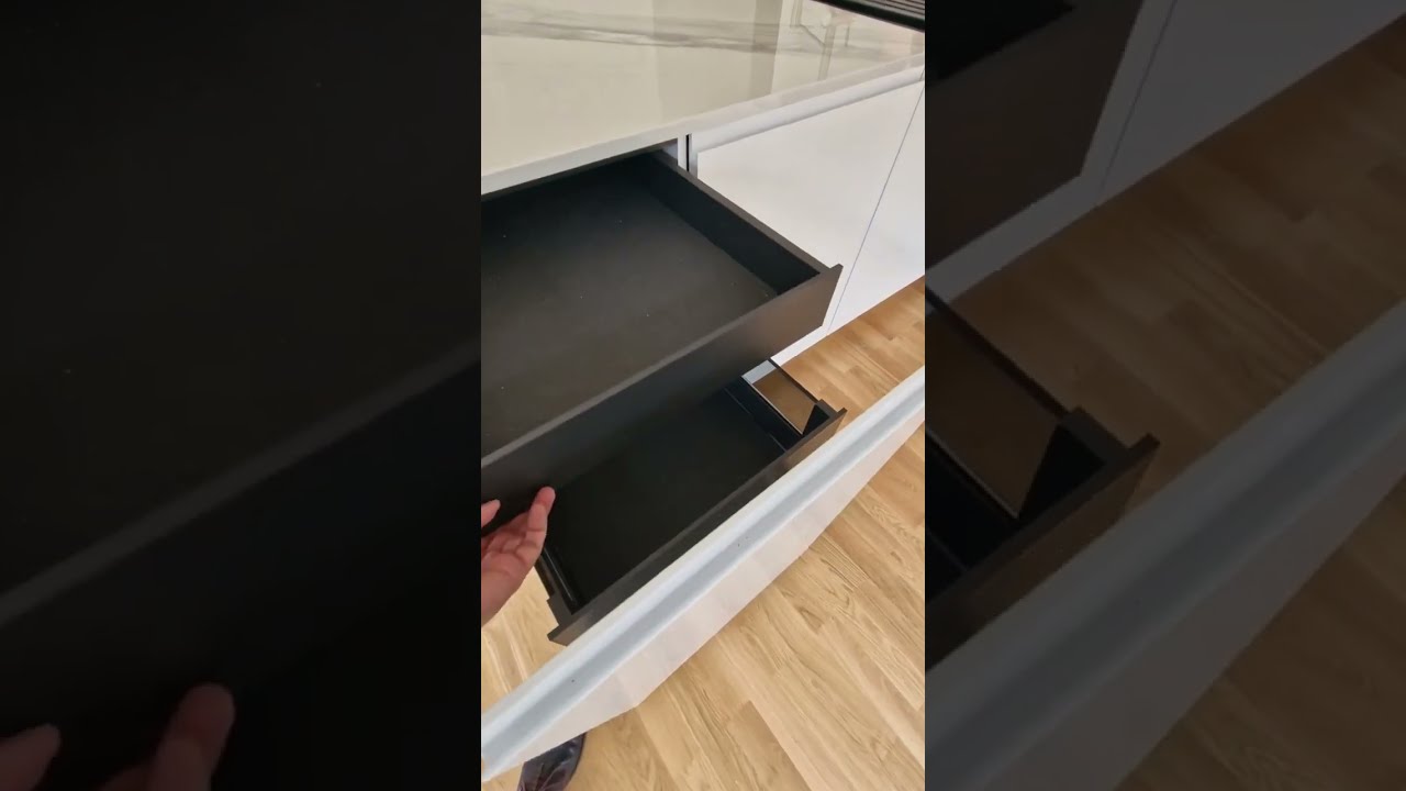 Grifflose Maßküche im Dekton Olimpo Desig - Teil 3