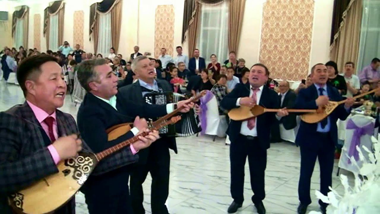 /Оқжетпес тобы /тойды көтеріп /тастады!/