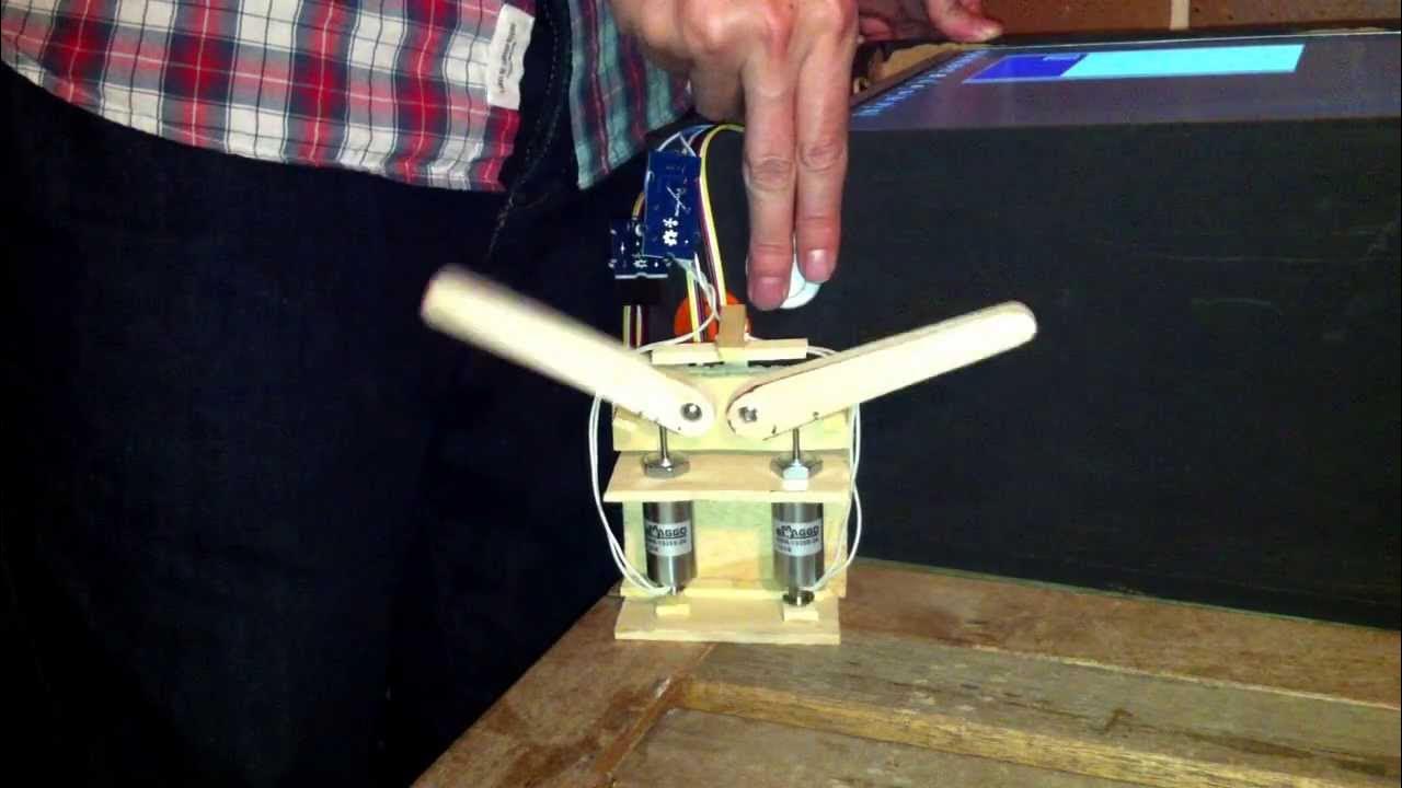 Sound and vibration module made with solenoids for a virtual Pinball