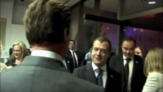 Medvedev to Schwarzenegger: I&#39;ll be back