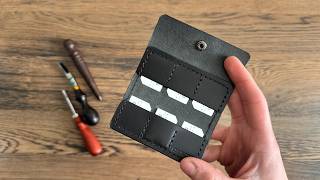 Making a SD card holder from vegetable tanned leather Buttero. Free pattern PDF #leathercraft #asmr