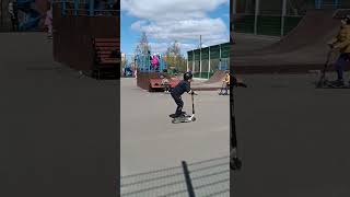 #трюкинасамокате #skatepark #трюковойсамокат #развлечения #трюки