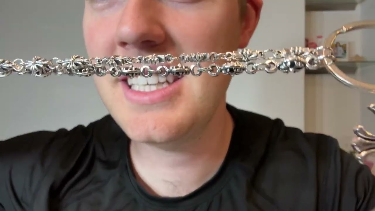 Nebubag Wallet Chain for Men & Women   Durable Cross Pants Chain Biker Jeans Keychain