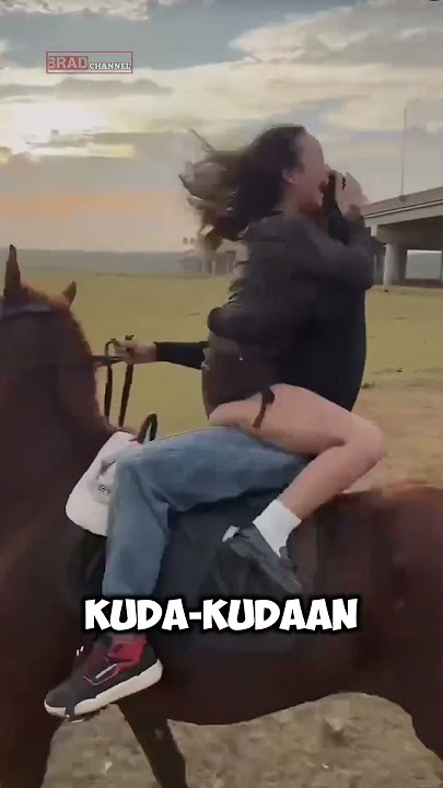 naik kuda kok sambil kuda-kudaan #shorts