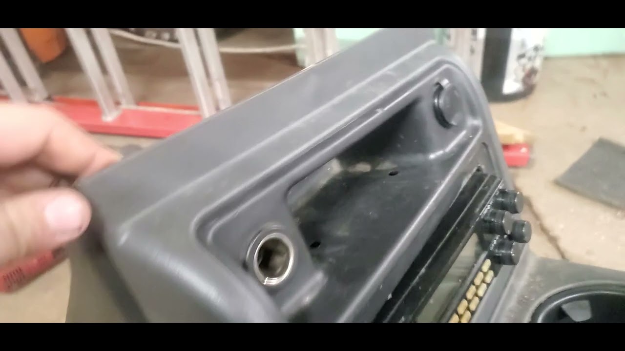 How to install a cb radio in a 9906 chevy silverado YouTube