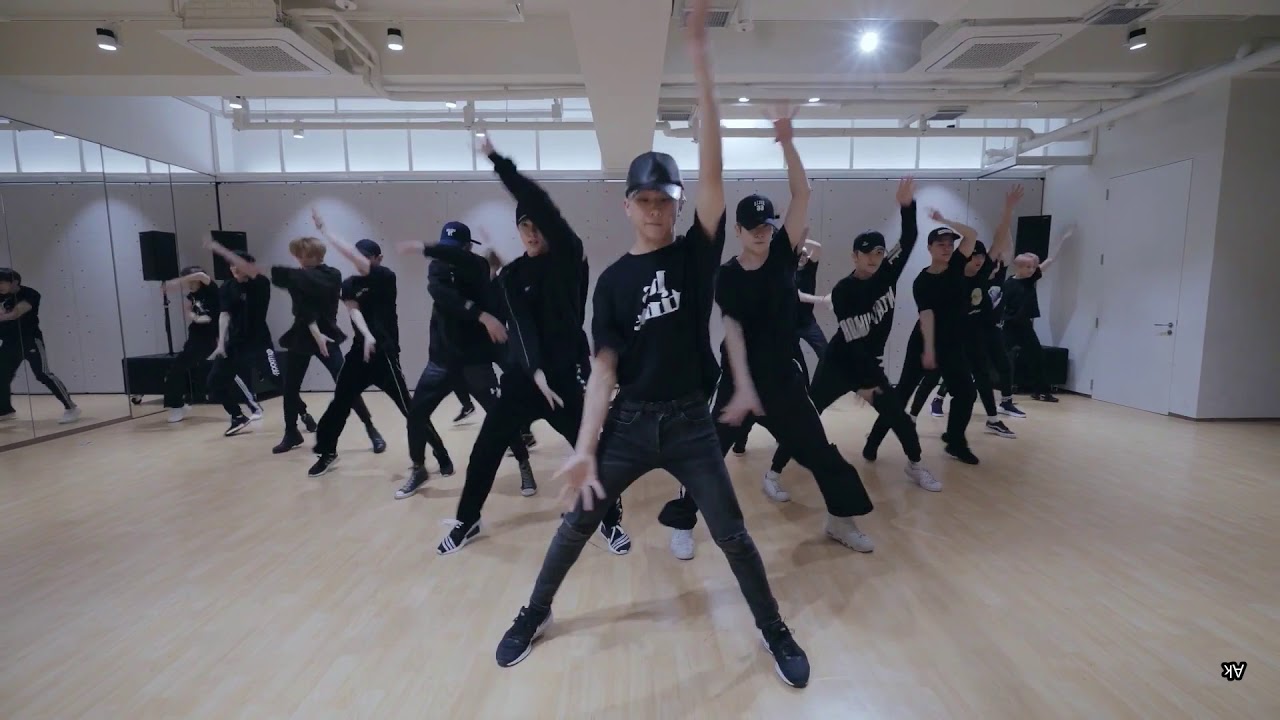 NCT 2018 엔시티 2018 'Black on Black' Dance Practice 