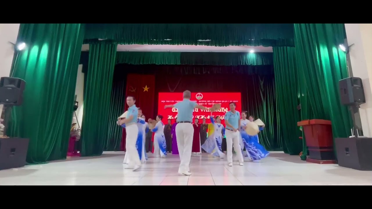 VIỆT NAM ƠI MẾN YÊU VÔ CÙNG