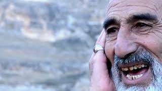Zembilfiroş   Dengbej