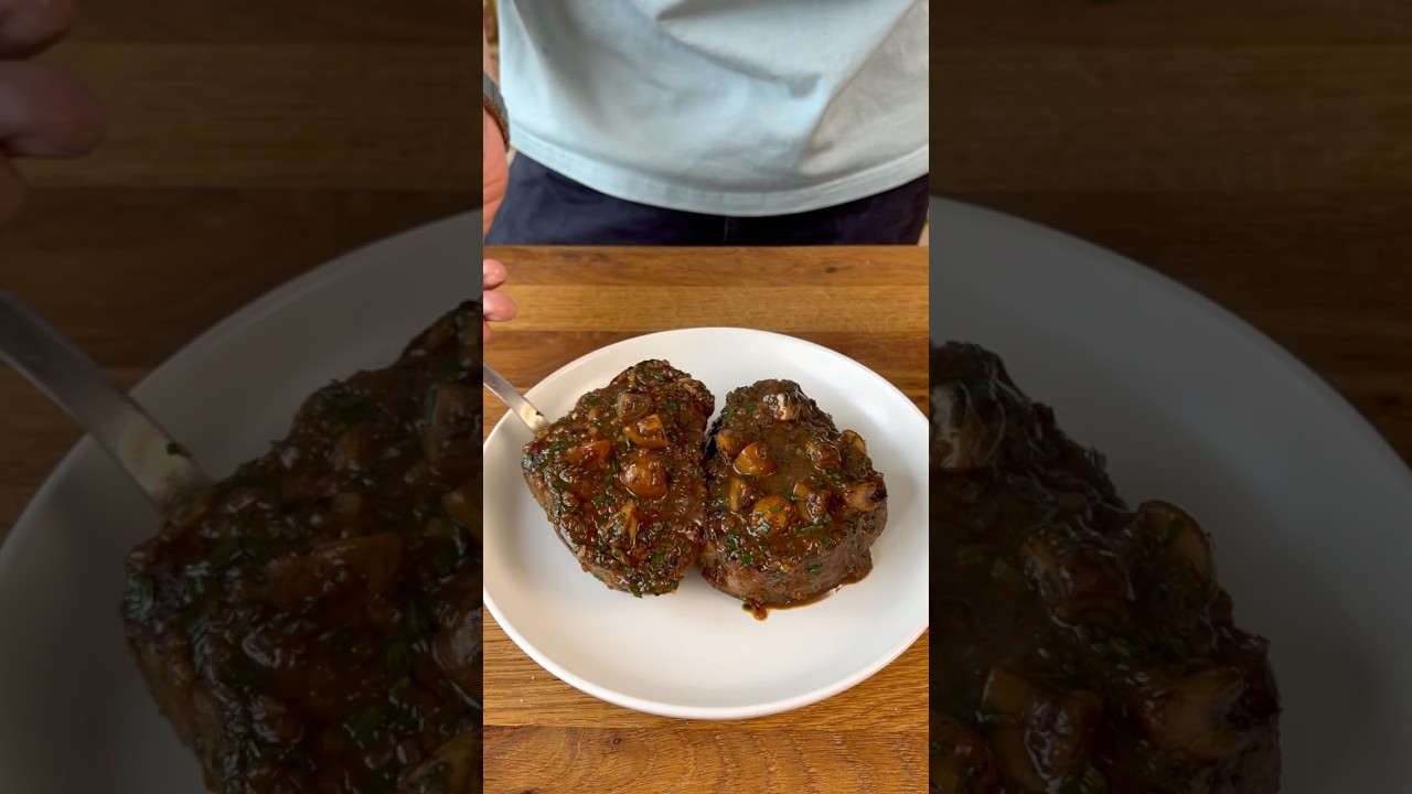 Fillet steak, sauce Diane #beef #fillet #steak #sauce #diane #french