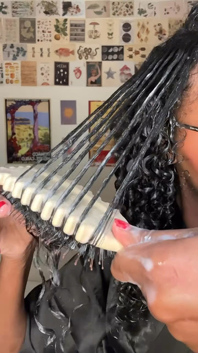 Bounce curl brush on 3b hair #curls #curlyhair