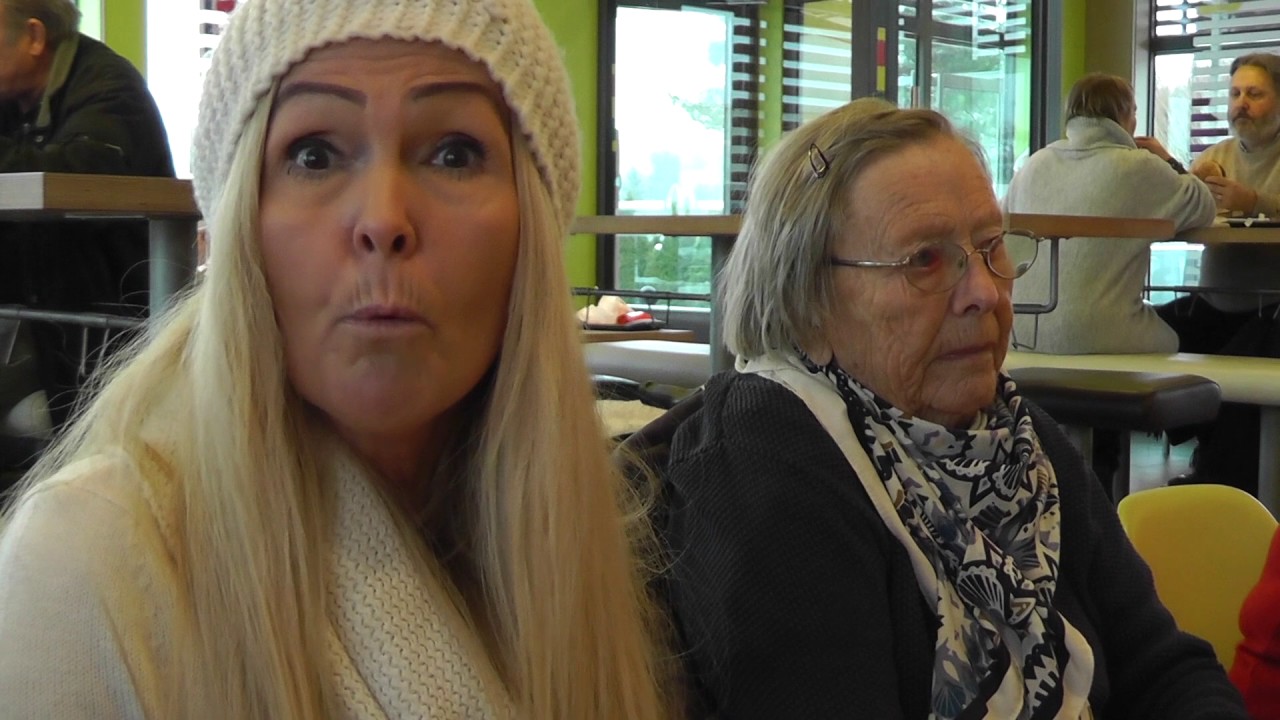 Lugnets äldreboende på shoppingtur