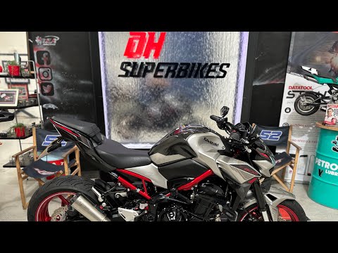 2023 Kawasaki ZR900FPFBN ZR 900 FPFBN 6600 Miles 2 Owners