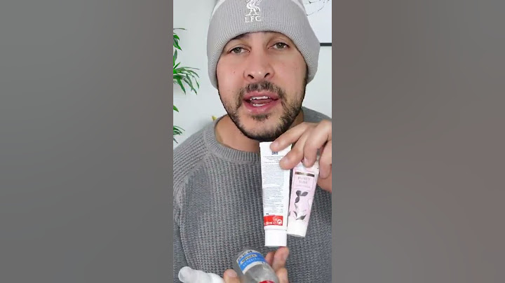 مسموح تطلع على الطائره مستحضرات سائلة ومستحضرات تجميل وكريمات وعطور ولكن بقوانين معينة