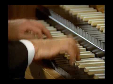 Karl Richter - Brandenburg Concerto 5 (harpsichord...