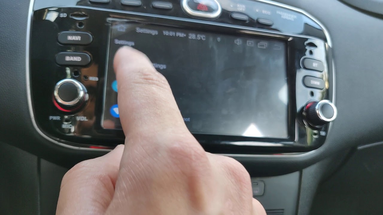 Fiat Punto EVO android radio, carplay Android auto - YouTube